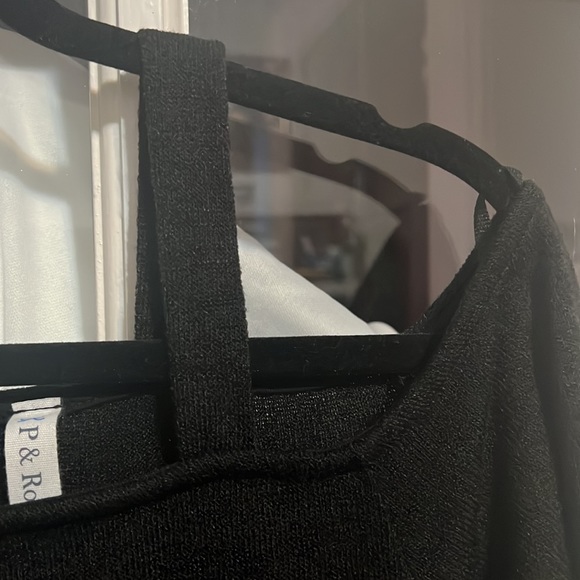 Boho off the shoulder bell sleeve Top by P& Rose Size- M NWT - Picture 3 of 9